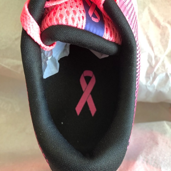 New Womens Saucony Breast Cancer Awareness Shoe - Picture 6 of 7